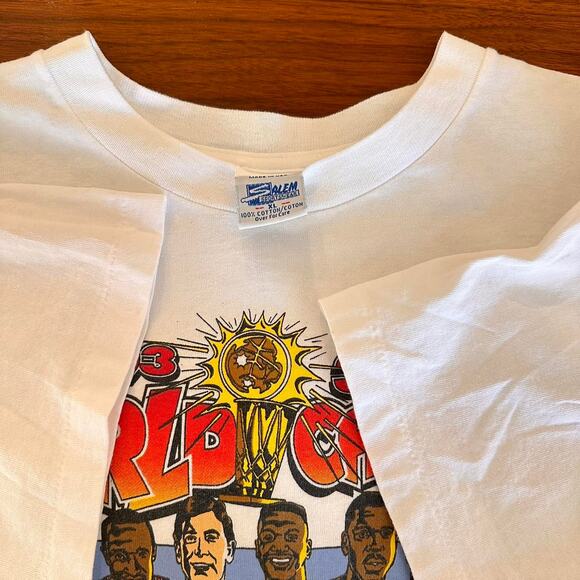Vintage 1993 Chicago Bulls Shirt - Picture 6 of 8
